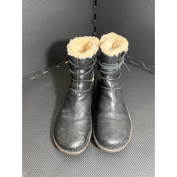 UGG Black Caspia Lace Up Leather Boots Size 9 Womens - Picture 2 of 8